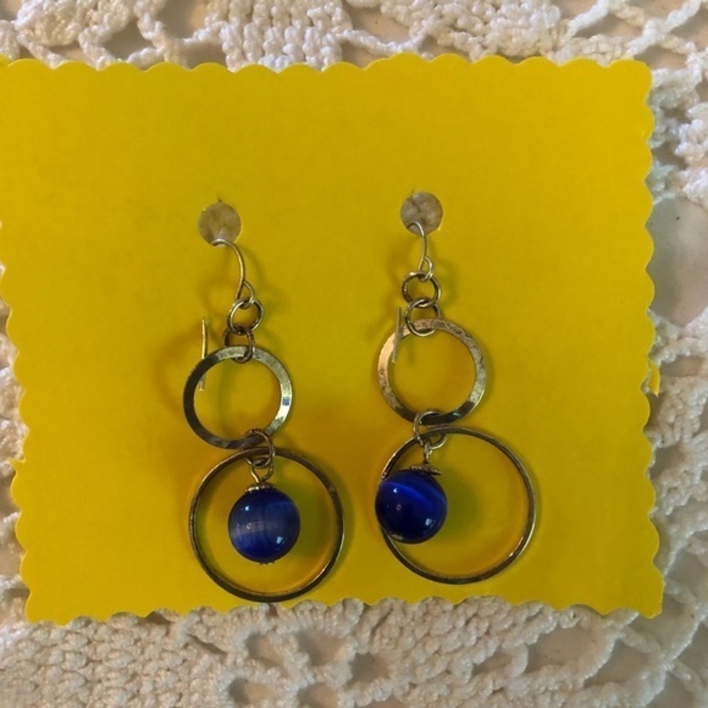 Vintage Dangle Gold Tone Circle Blue Bead